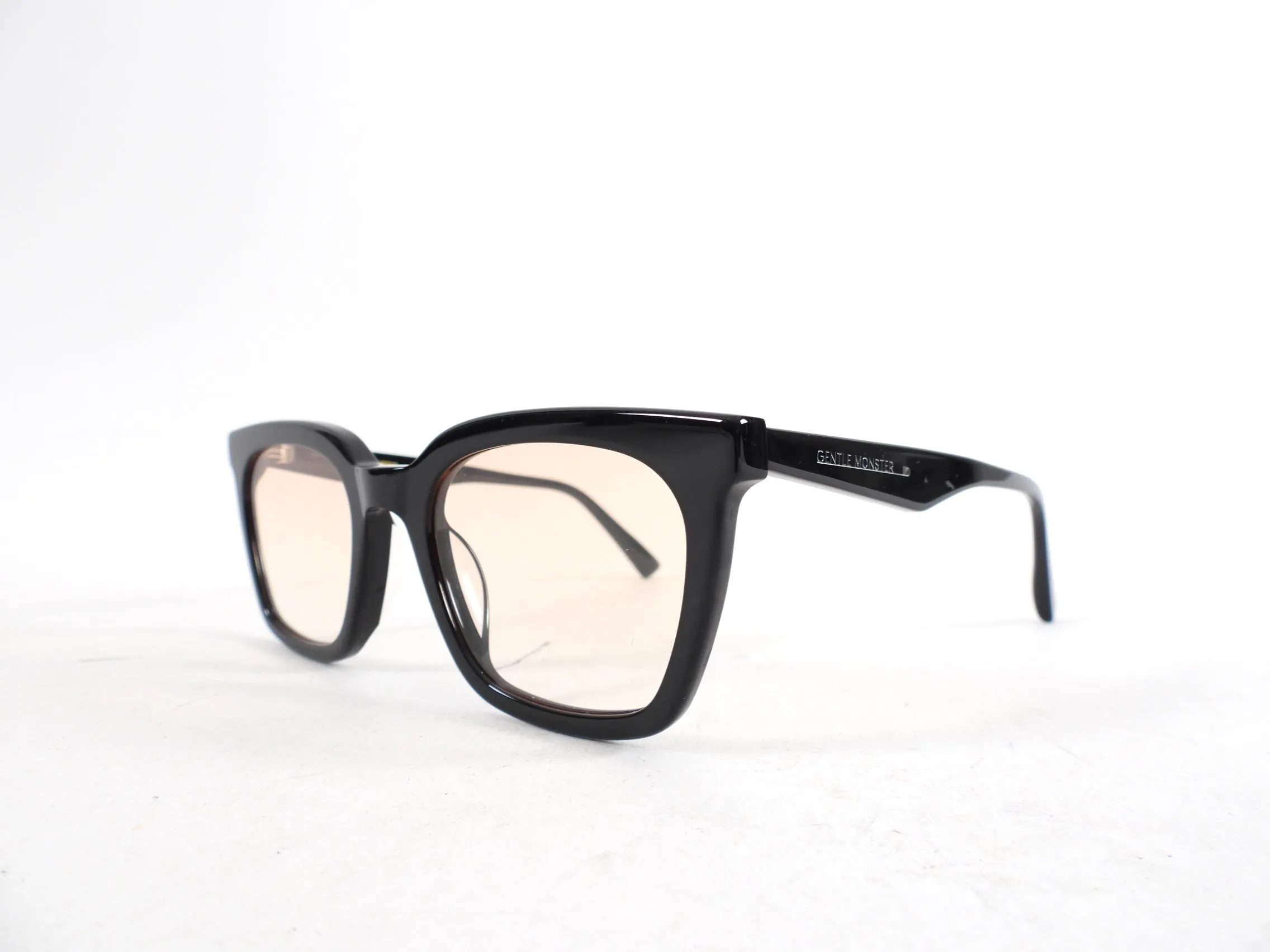 Gentle Monster Momati Black Frame Glasses