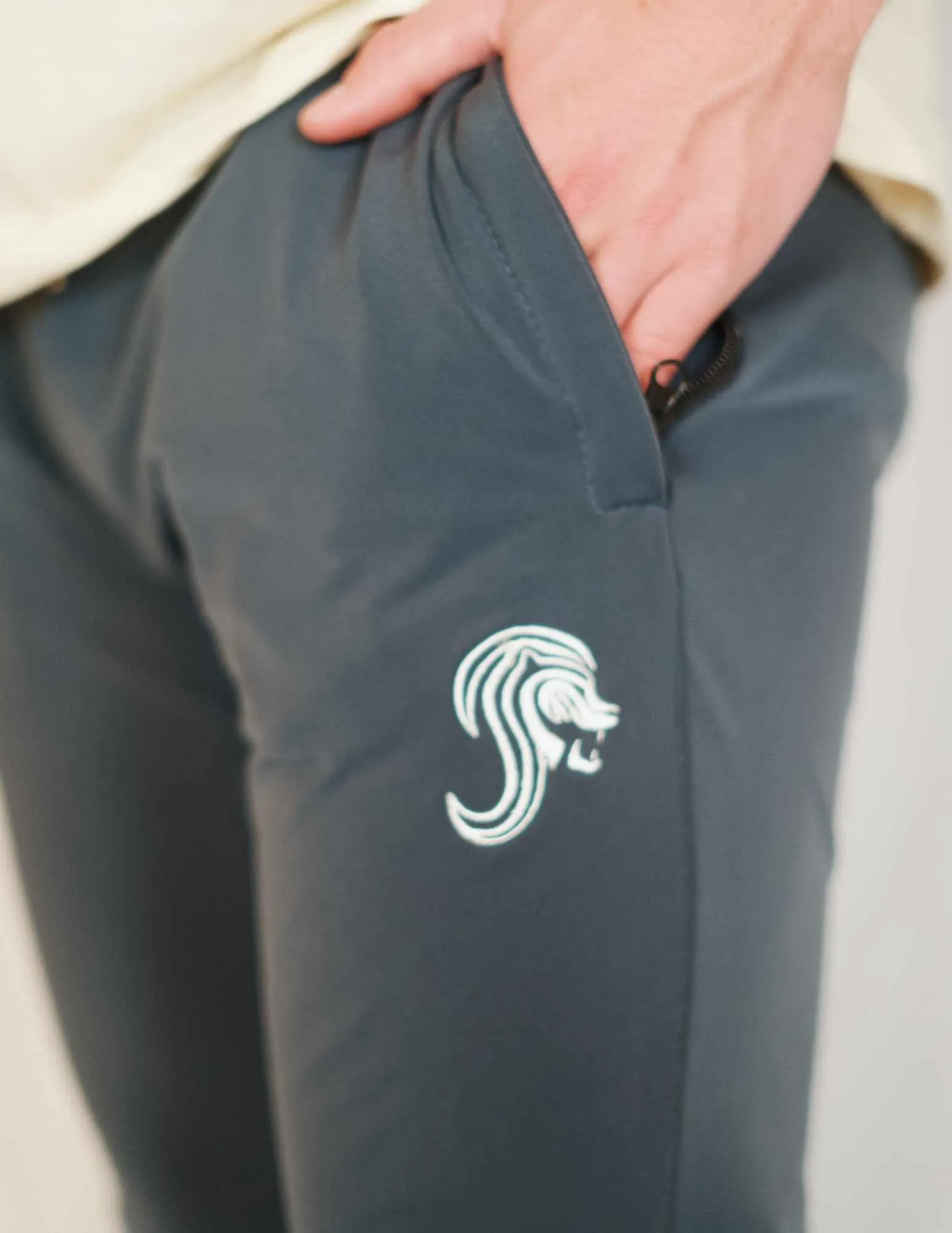 LION MINIMALIST PERFORMANCE JOGGERS (2 COLORS)