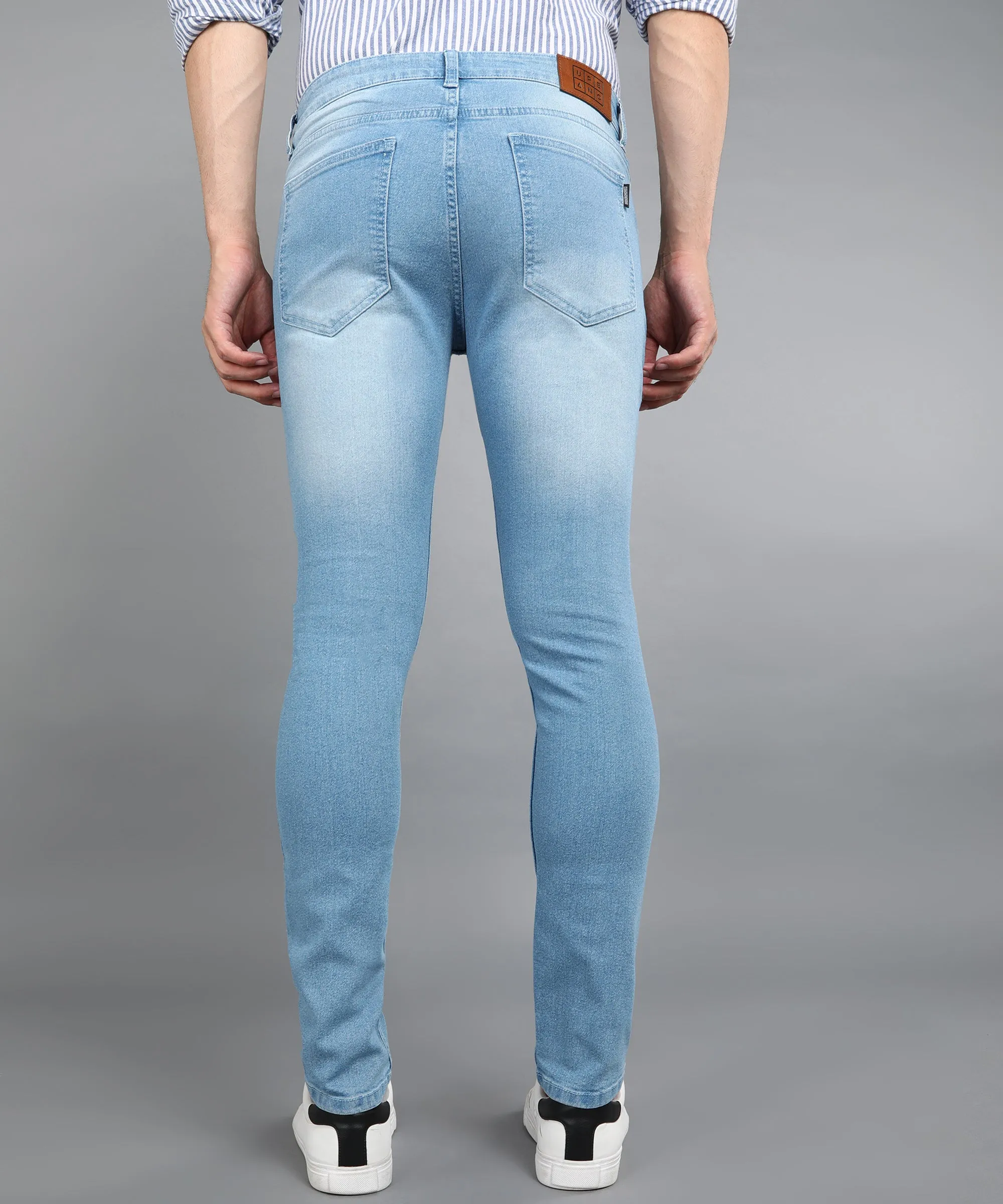 Men's Light Blue Regular Fit Washed Jeans Stretchable