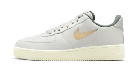 NIKE AIR FORCE 1 '07 LX