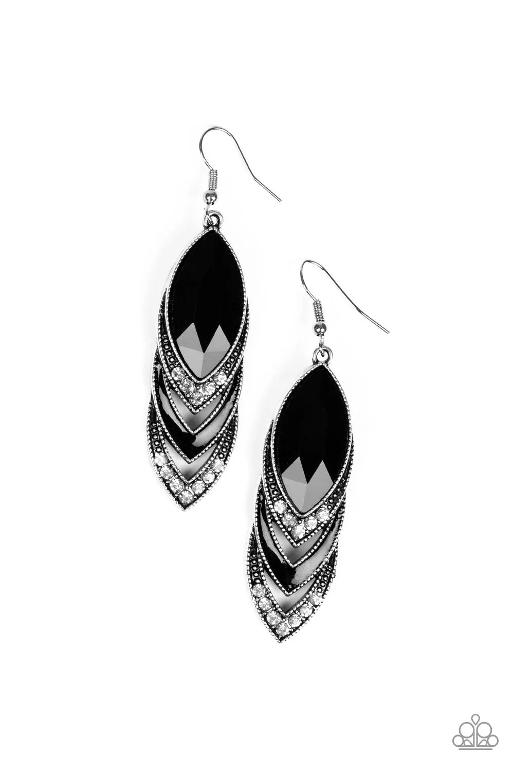 Paparazzi Accessories  - High-End Highness #E207 Peg - Black Earring